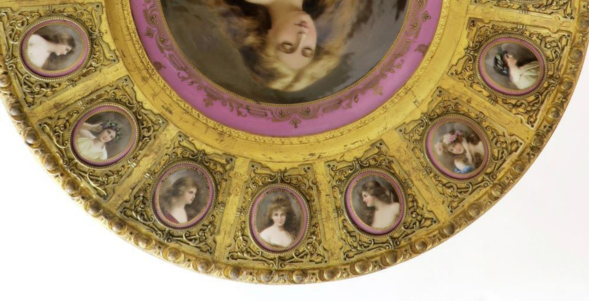 Royal Vienna , Золоченый столик с фарфоровыми плакетками из Австрии, конец 19 века