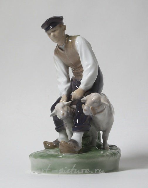 Фермер с овцами. Дания, г. Копенгаген, Royal Copenhagen