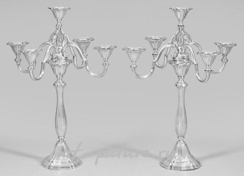 Пара больших немецких серебряных подсвечников с гравировкой