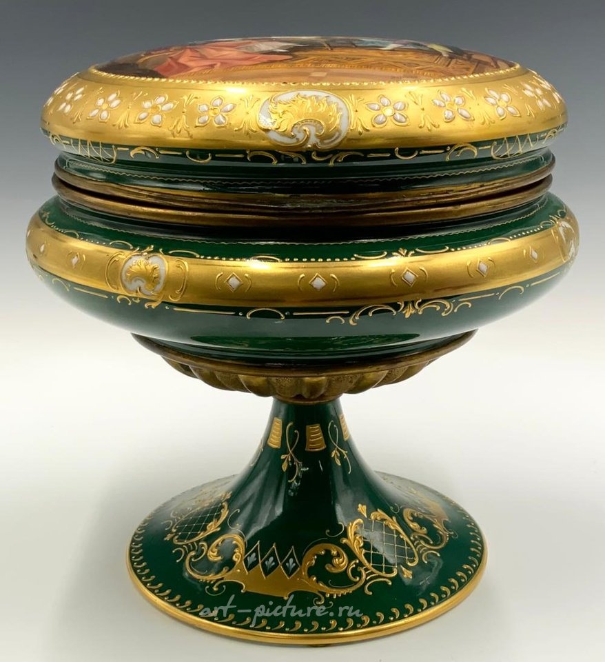 维也纳皇家瓷器 , 大型的中国古代出口瓷器覆盖罐。