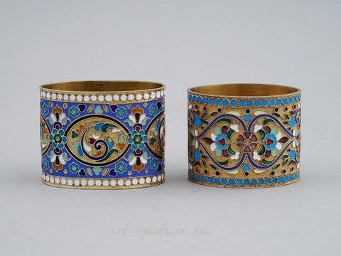 Русское серебро, Два серебряных позолоченных и эмалированных кольца для салфеток конца 19 века.