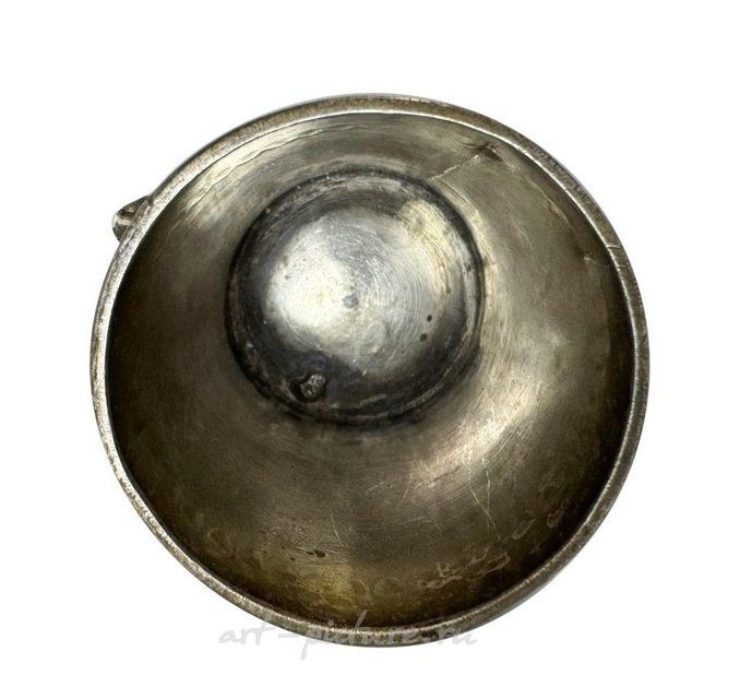 "Silver cup, China, 19th century."