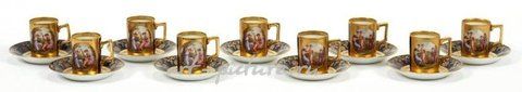 Royal Vienna, Фарфоровые чашки для кофе с аллегорическими фигурами и золотым обрамлением