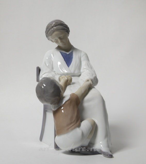 Мама Дики. Дания, г. Копенгаген, Bing & Grondahl