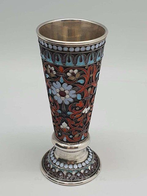 Серебряная стопка с эмалью Лиза Латышева