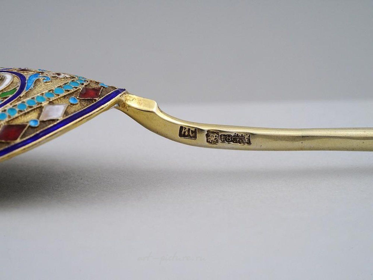 Русское серебро , Русская серебряная сахарница с ниелло от Ивана Салтыкова