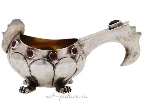 Русское серебро, Русский серебряный ковш на лапах с драгоценными камнями