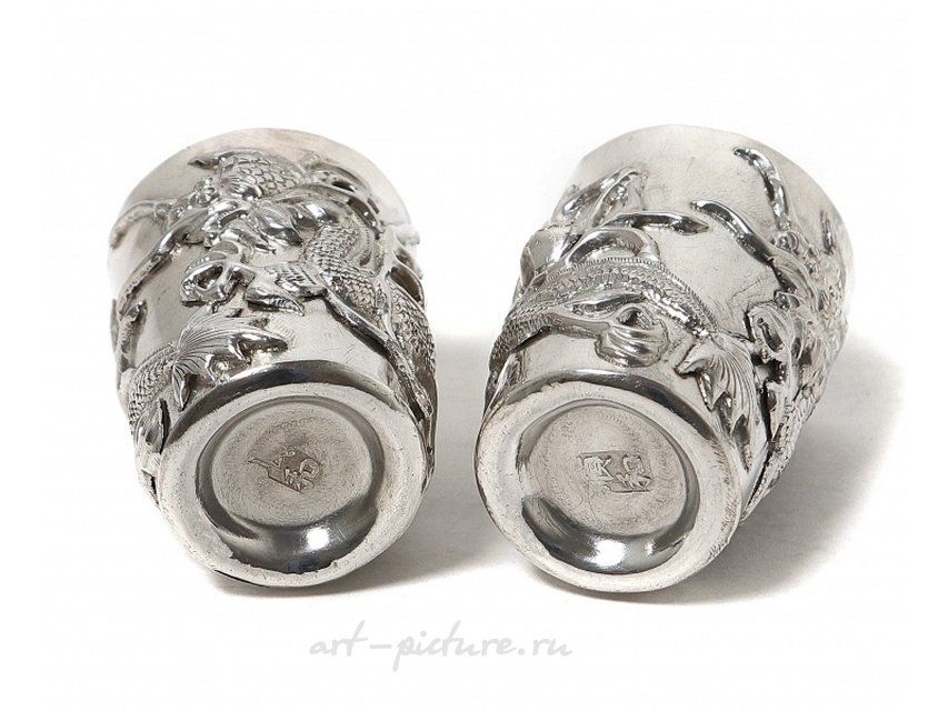 Серебряные стопки с драконами, 2 шт. Китай, конец 19 - начало 20 века