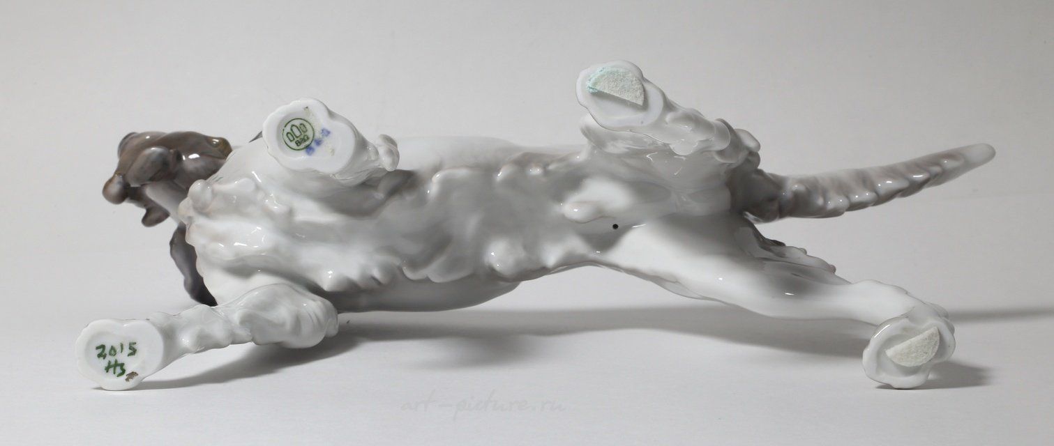 Сеттер с куропаткой. Дания, г. Копенгаген, Bing & Grondahl