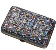 Русский серебряный позолоченный и эмалированный сигаретный футляр...