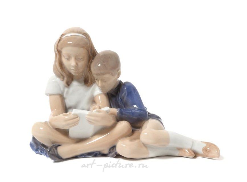 Дети за чтением. Дания, г. Копенгаген, Royal Copenhagen