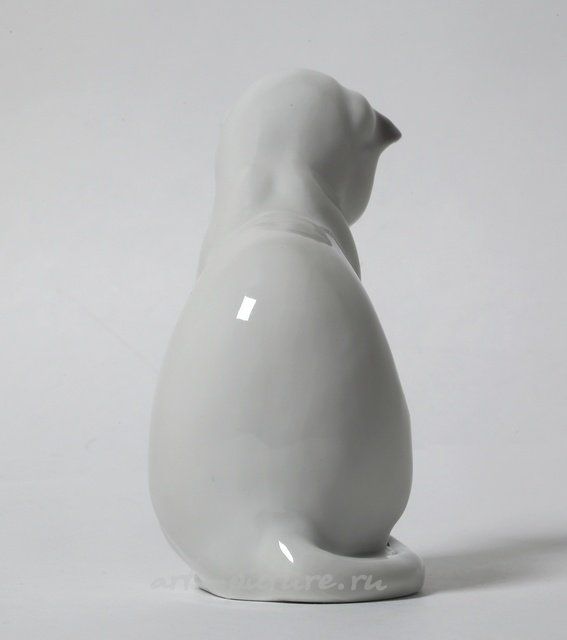 Кошка. Дания, г. Копенгаген, Bing & Grondahl