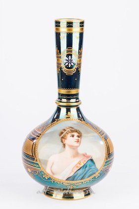 Royal Vienna,  {obj.name}}