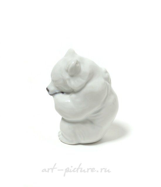 Фарфоровая фигура (статуэтка) "Медведь". Дания, г. Копенгаген, Royal Copenhagen