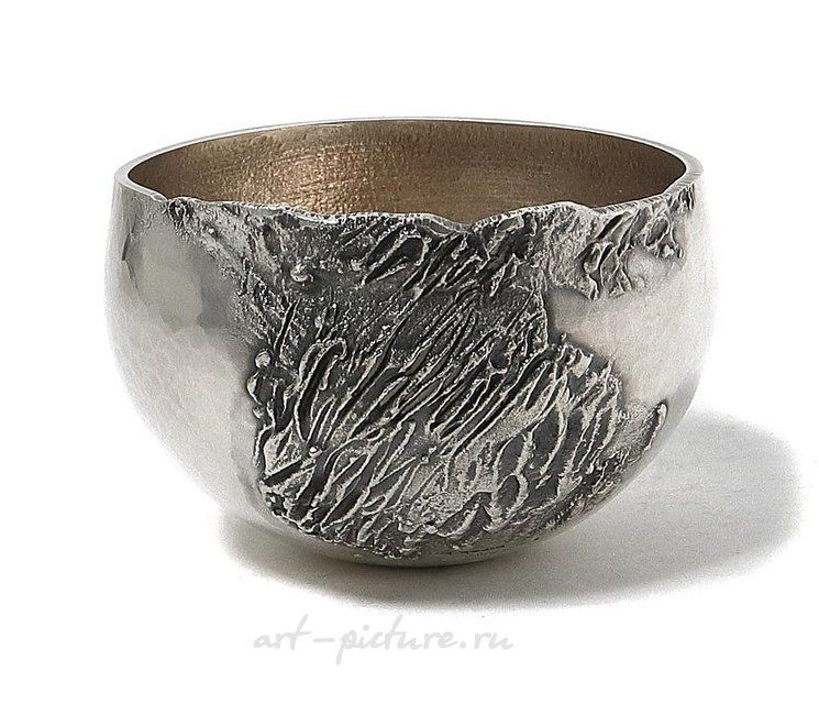 Дизайнерский серебряный бокал - неваляшка. Швеция, 1985 год Дизайнер Karlheinz Sauer​