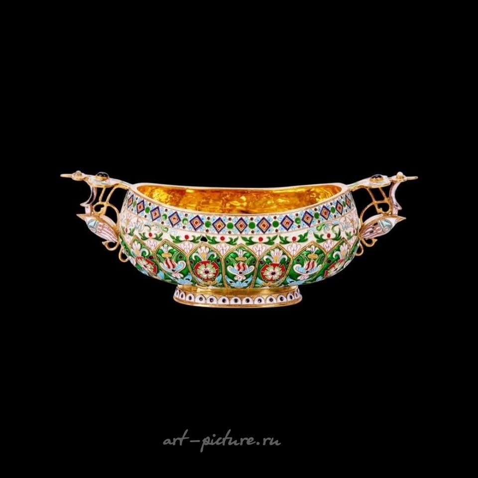 Русское серебро , КОВШ В РУССКОМ СТИЛЕ