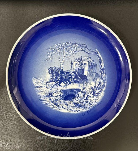 Теодор Кернер. Настенная тарелка "Старая почтовая карета на Заксенберг" 1962-63 гг