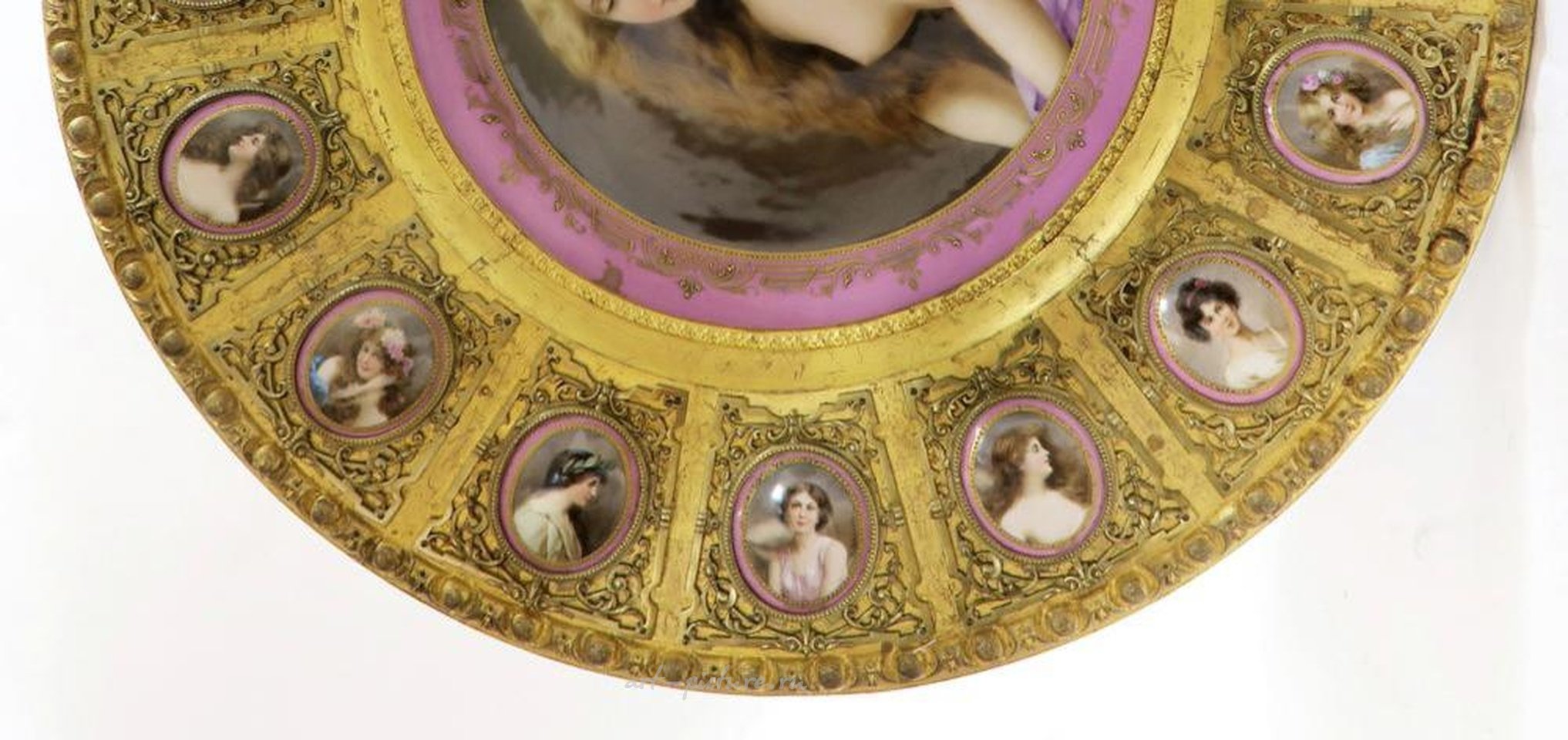 Royal Vienna , Золоченый столик с фарфоровыми плакетками из Австрии, конец XIX века