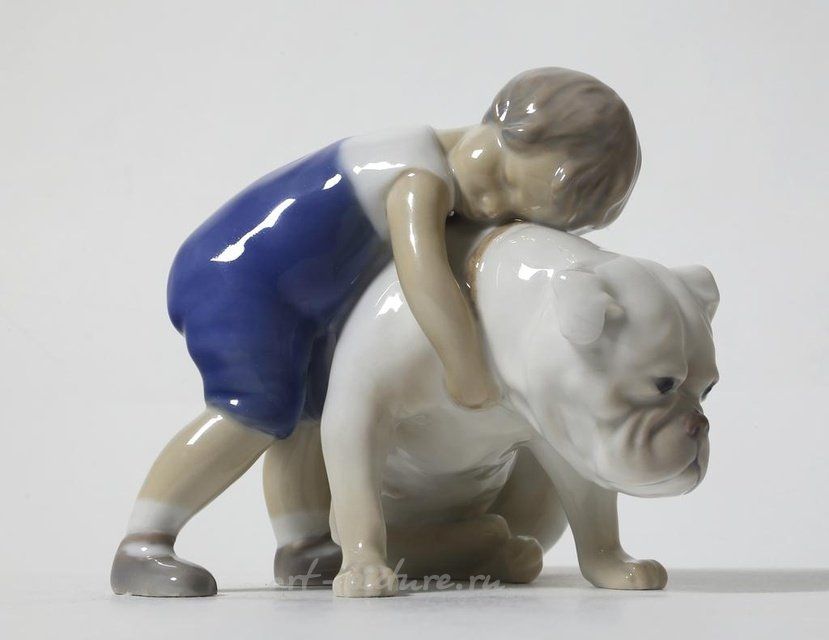 Два друга. Дания, г. Копенгаген, Bing & Grondahl