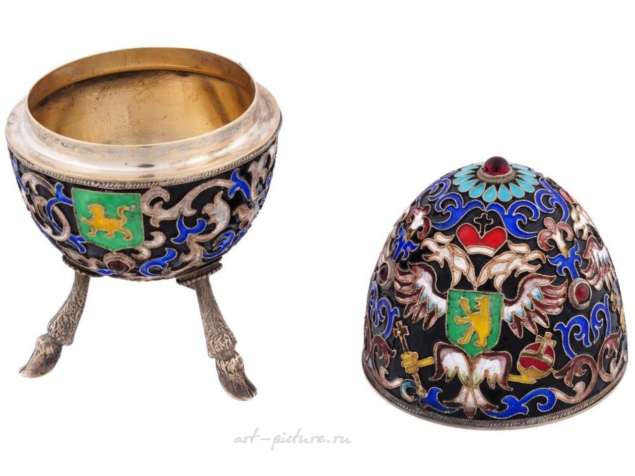 Русское серебро , Русская серебряная яйцевидная шкатулка с эмалью в технике клоизонне