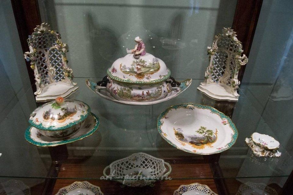 Солонки живописные из Охотничьего сервиза Екатерины II