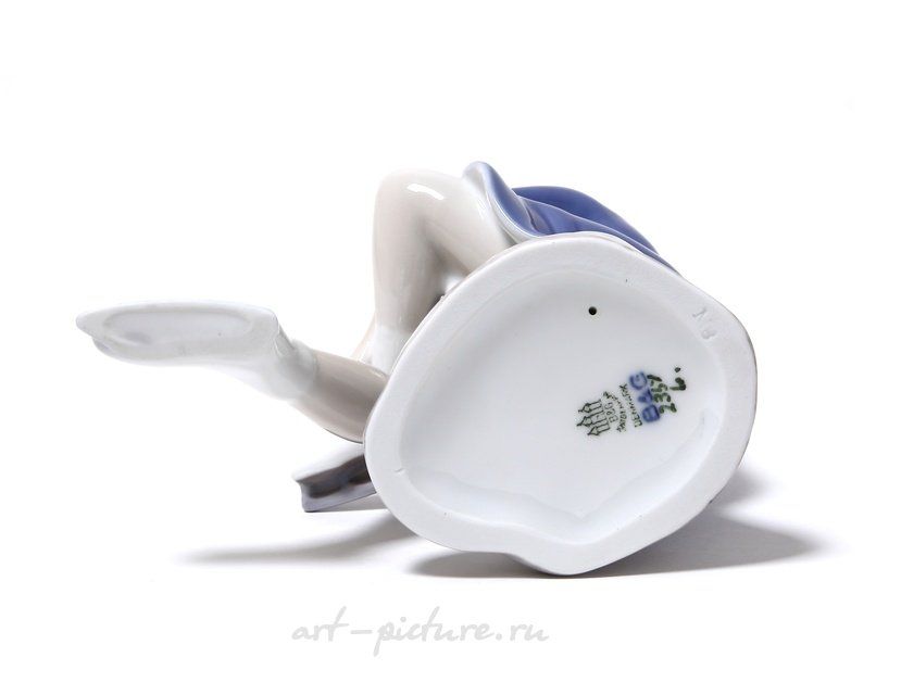 Фарфоровая статуэтка Фигуристка Bing Grondahl.