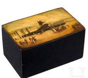 Черный лак, папье-маше, серебряная фольга внутри...