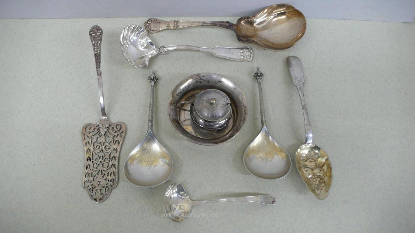 Русское серебро , Серебряная коллекция грузинских и позднее созданных ложек и вилок