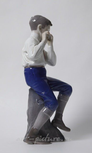 Флейтист. Дания, г. Копенгаген, Bing & Grondahl