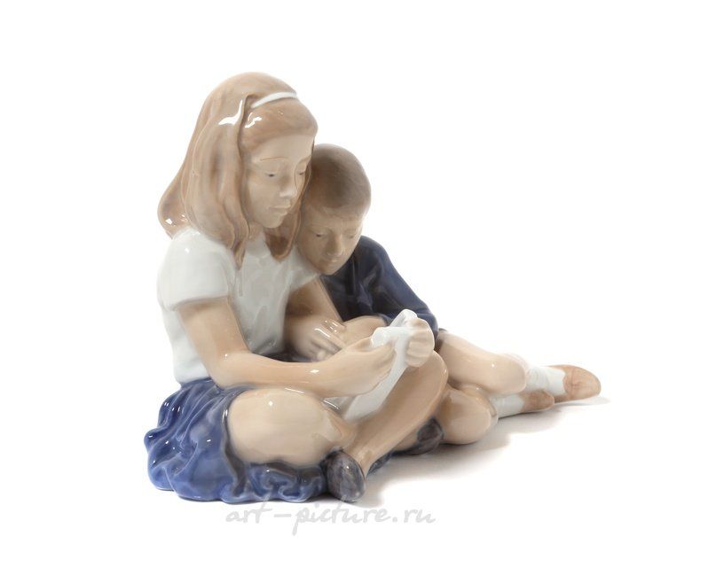 Дети за чтением. Дания, г. Копенгаген, Royal Copenhagen