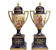 Фарфоровые вазы Royal Vienna Austria с подписью "Хепт", ок. 1900 г.