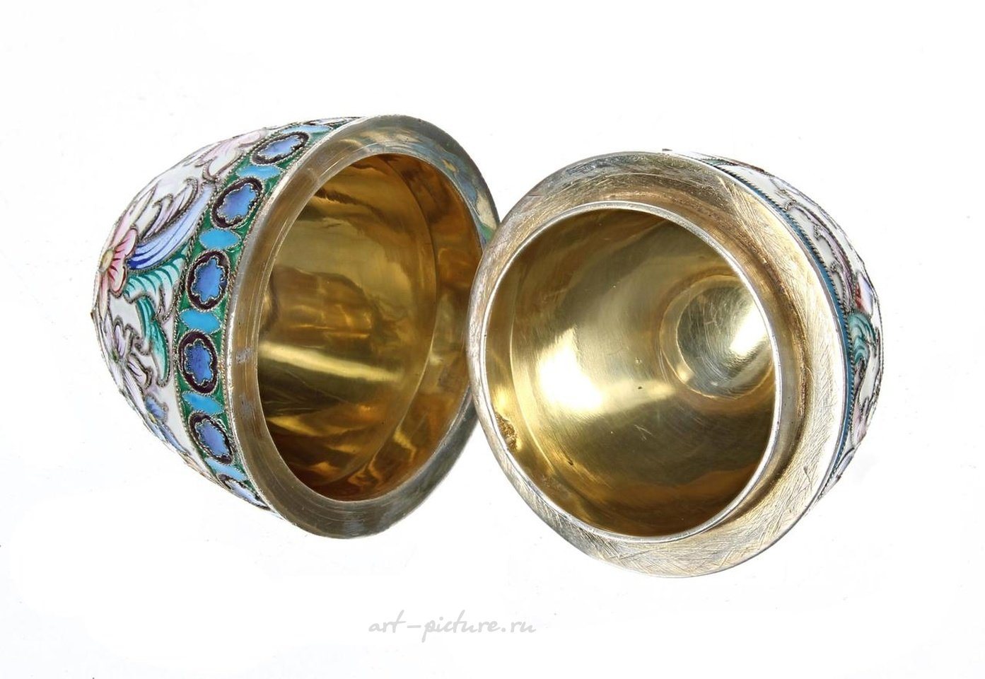 俄罗斯银 , 俄罗斯银制蛋和隔层珐琅