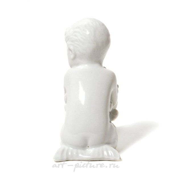 Мальчик-русалка​ с морскими водорослями​. Дания, г. Копенгаген, Bing & Grondahl