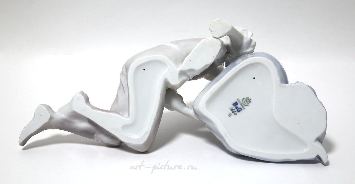 Юношеская любовь. Дания, г. Копенгаген, Bing & Grondahl