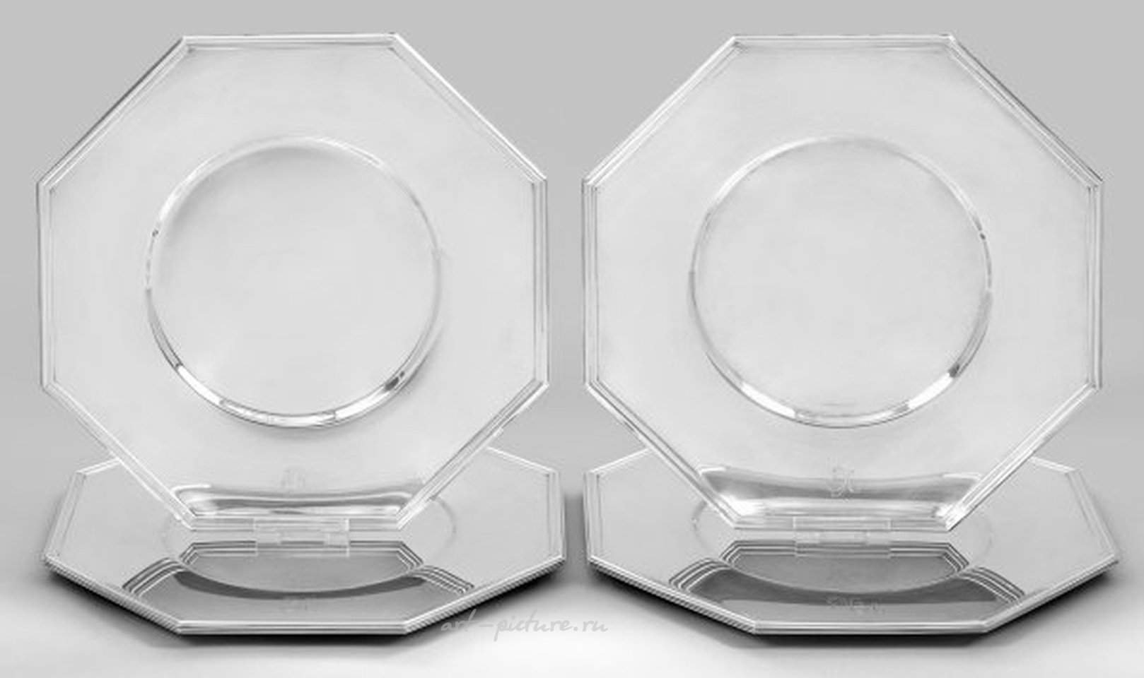 Изящные сервировки для стола из серебра высокого качества