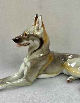 купить Фарфоровая фигура "Немецкая овчарка​". Nymphenburg