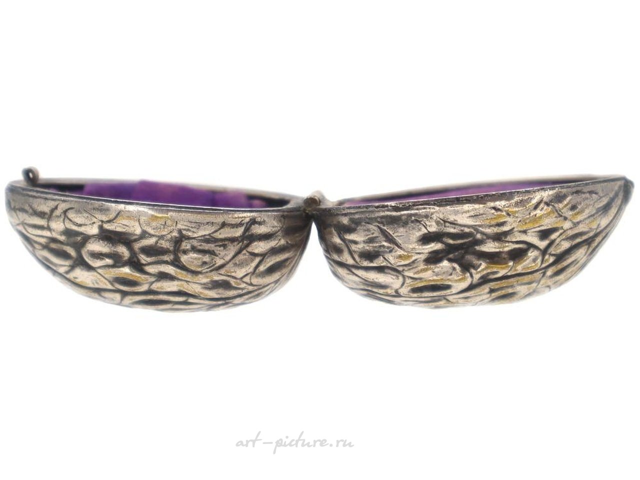 Русское серебро , Винтажный русский серебряный позолоченный скульптурный ящик или футляр