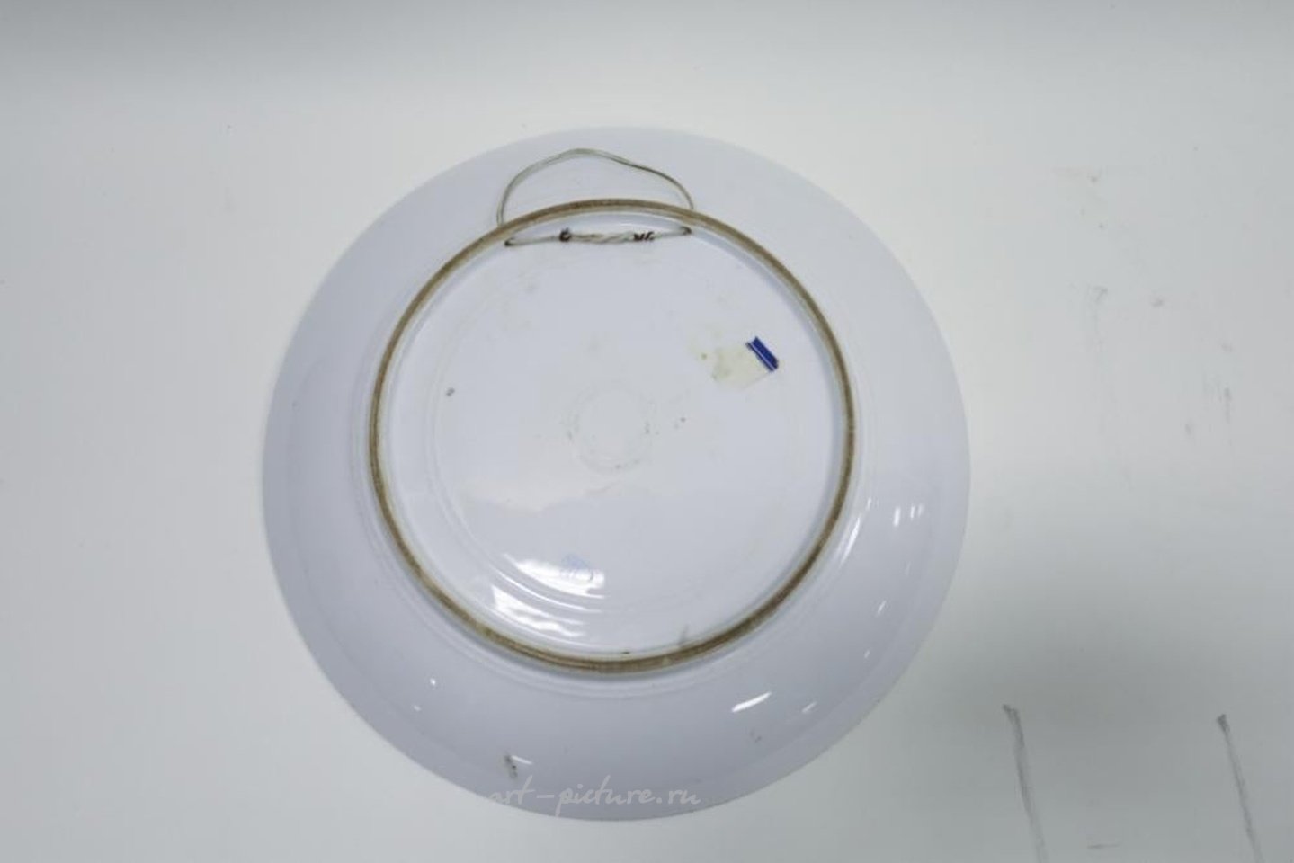 维也纳皇家瓷器 , 皇家维也纳瓷器带盖人像瓮