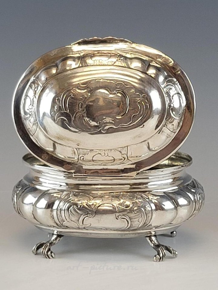 Русское серебро , Редкий антикварный русский серебряный ящик 18 века, 1766 год