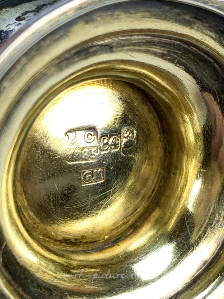 Русское серебро , Русская эмаль серебряная кружка. Конец 19 века.