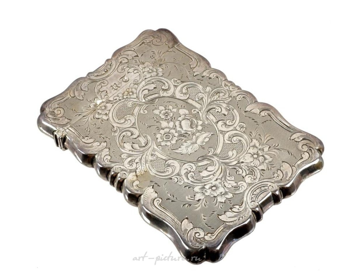 Русское серебро , Два серебряных эмалевых сигаретных кейса с цветочным и клеверным узором