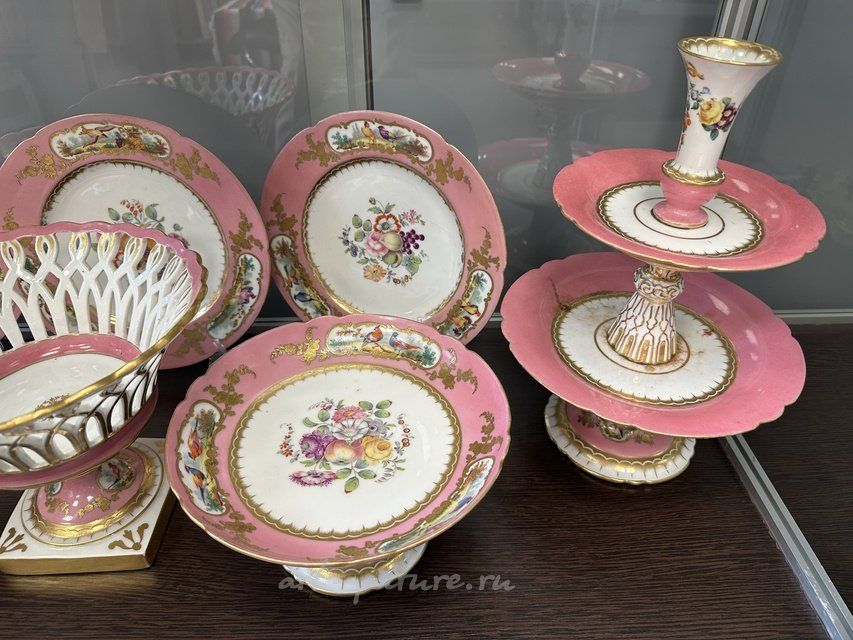 Сервиз десертный “Роза Помпадур. Севр Цветы и птицы” SEVRES СЕВР