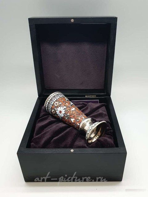 Серебряная стопка с эмалью Лиза Латышева