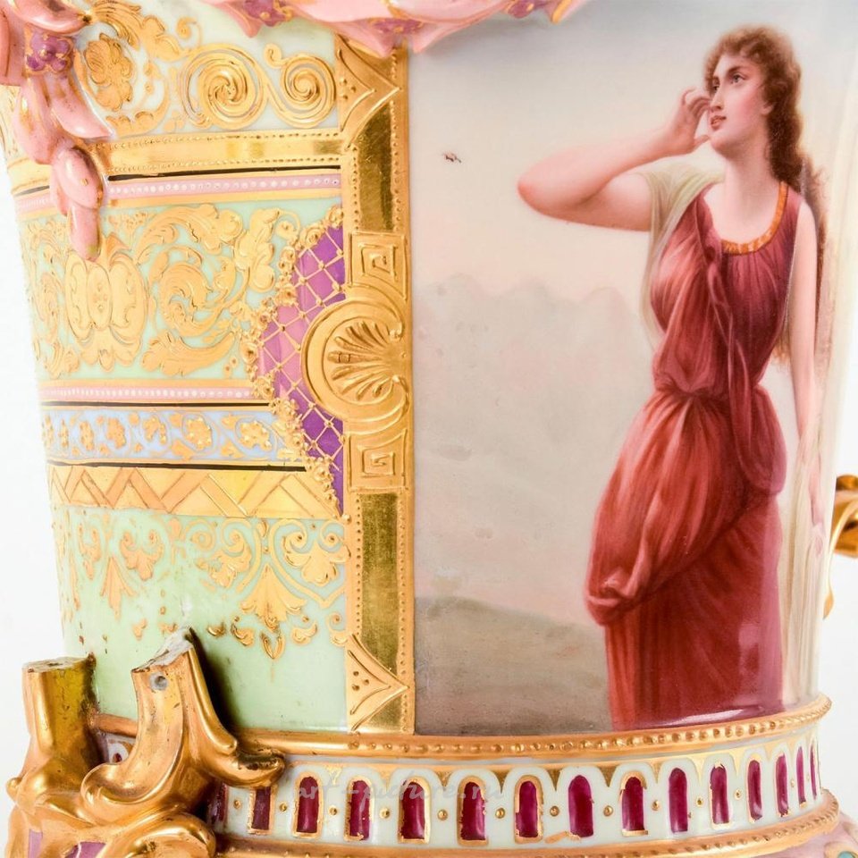 Royal Vienna , Фарфоровая ваза с пейзажем Франсуа Гренье