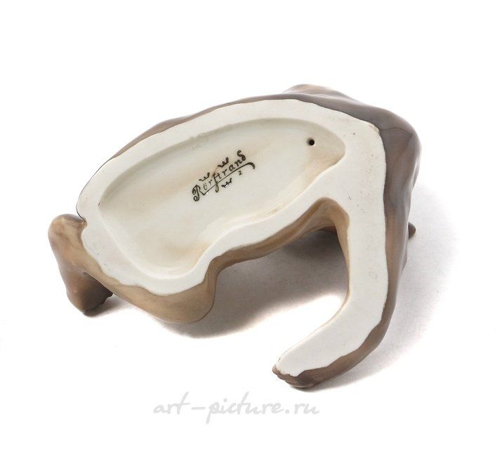 Фарфоровая фигура "Медвежонок". Rorstrand