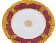 Севрский фарфор. Тарелка с рельефным бортом и цветочным декором