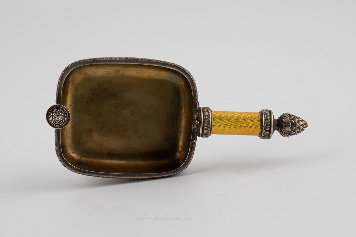 Русское серебро , Ковш с двуглавым орлом