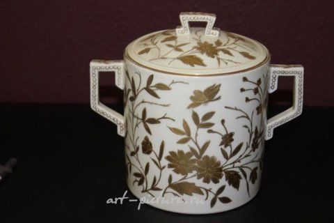 Royal Vienna, Фарфоровая ваза "Пчелиный улей" от Royal Vienna - красота в каждой детали!