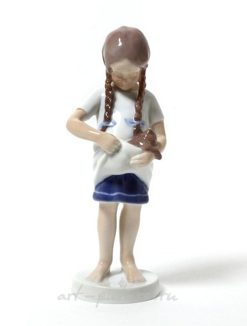 Маленькая мама. Дания, г. Копенгаген, Bing & Grondahl