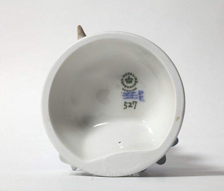 放牧女郎。丹麦，哥本哈根，皇家哥本哈根